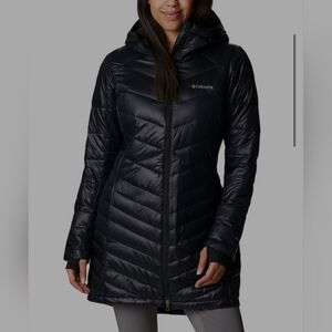 Women's Joy Peak Plush Novelty Puffer Jacket Size MEDIUM